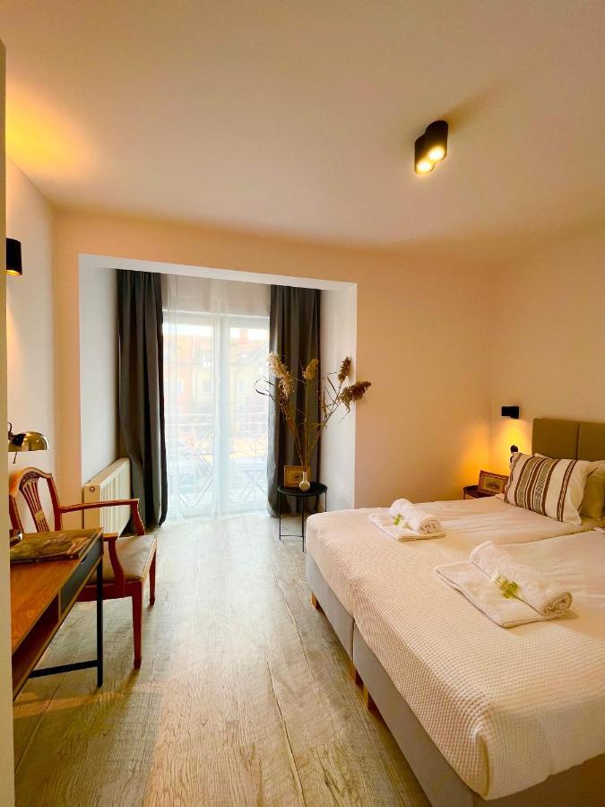 Bed and Breakfast Pod Roza Леба Экстерьер фото